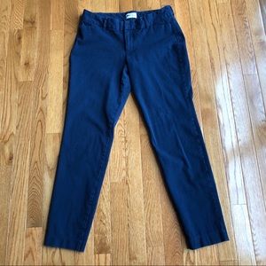 Old Navy The Long Pixie Pant in Navy Blue